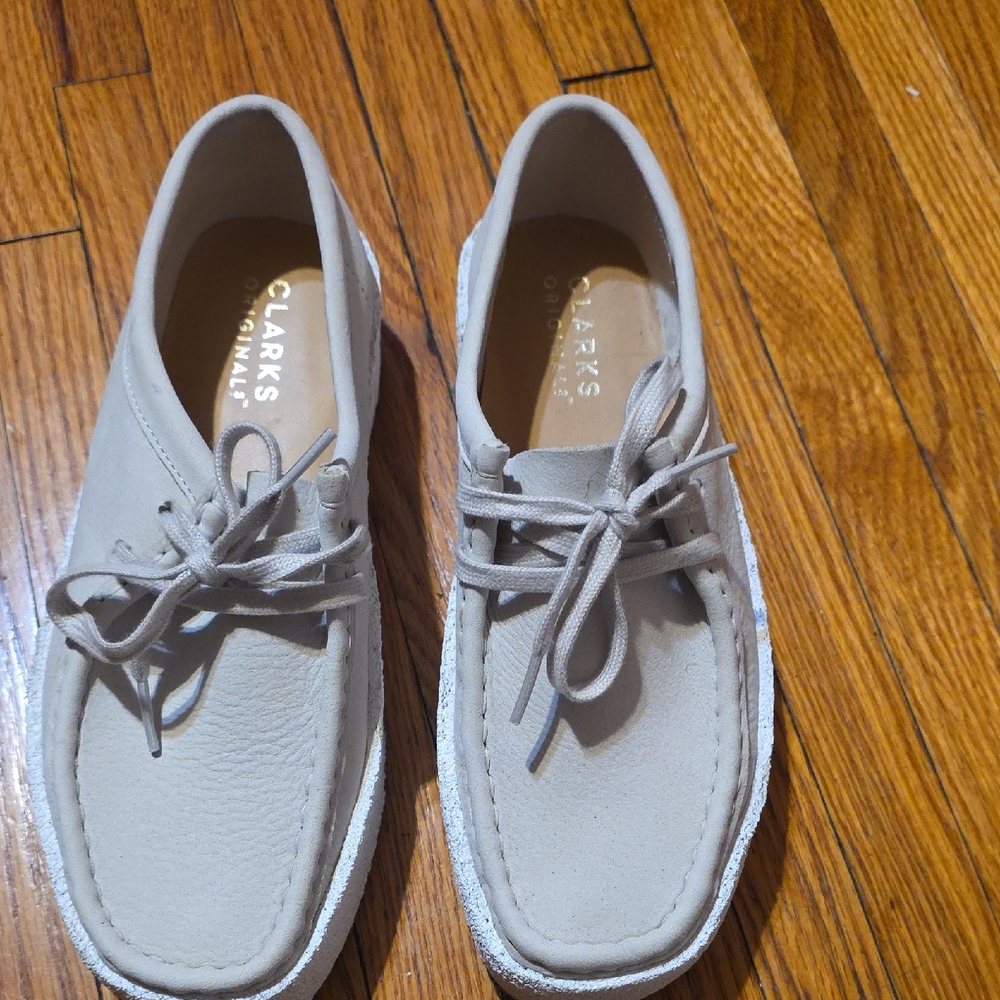Clarks Womens Cup Wallabees